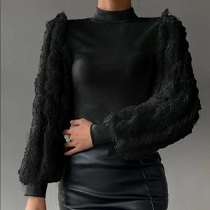 Feathered arm ribbed long sleeve